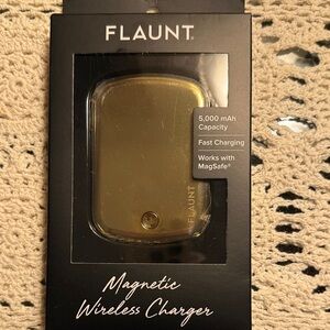 Flaunt Gold Magnetic Wireless Charger